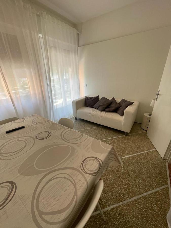 Appartamento Maranga Lignano Sabbiadoro Bagian luar foto