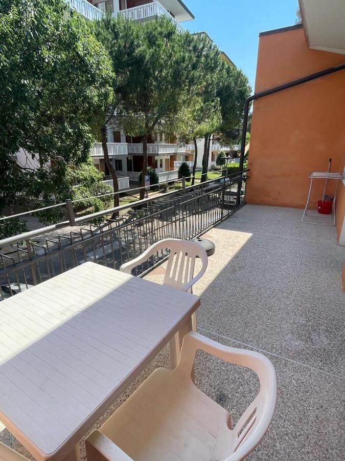 Appartamento Maranga Lignano Sabbiadoro Bagian luar foto